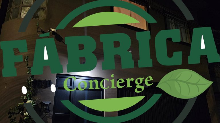 English Studio 1610 — Double bedroom and living area, close