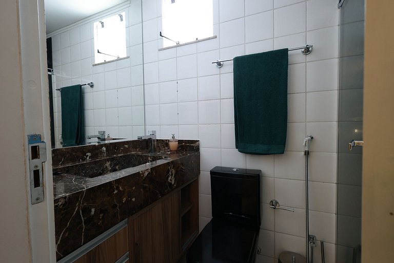 Versati – 2-Bedroom Apartment near Hangar