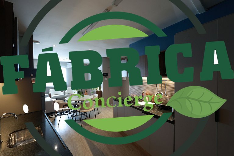 English Studio 1610 — Double bedroom and living area, close